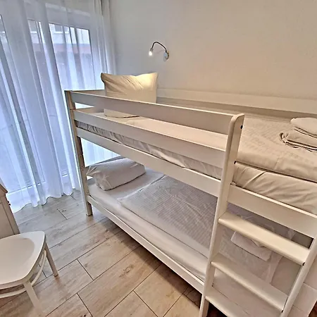 Bettina 03 Apartment *